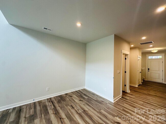 Photo - 3219 Finchborough Ct