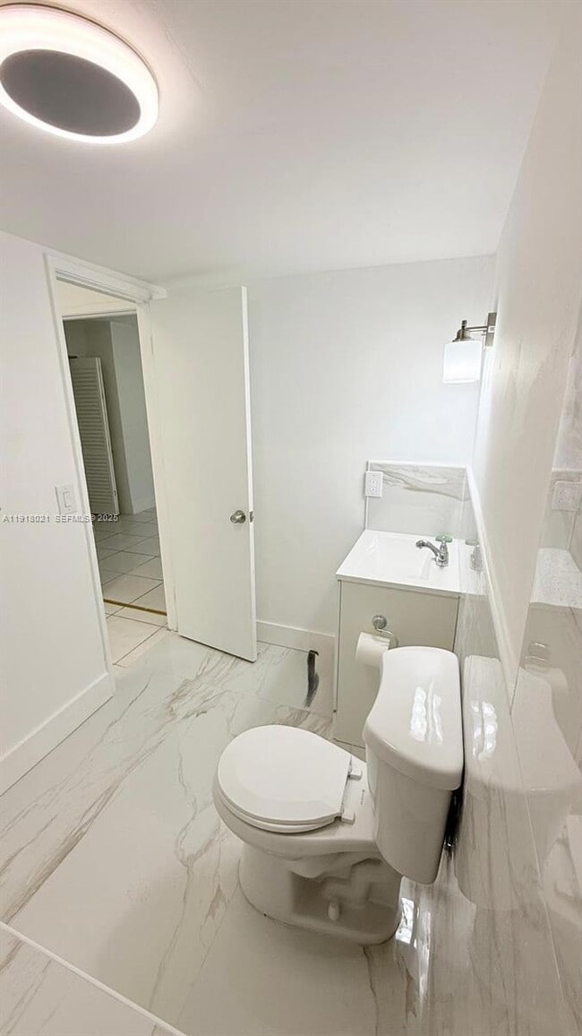 Photo - 20337 NE 2nd Ave Unit 16