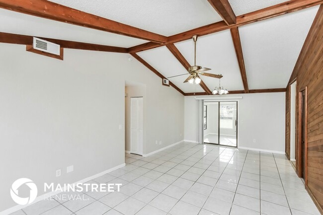 Photo - 798 Arabia Rd SE