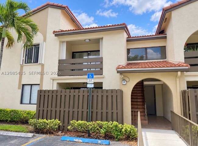 Building Photo - 8811 SW 123rd Ct Unit 201-1