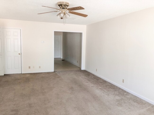 Photo - 808 Folmar St