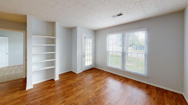 Steeplechase Apartments