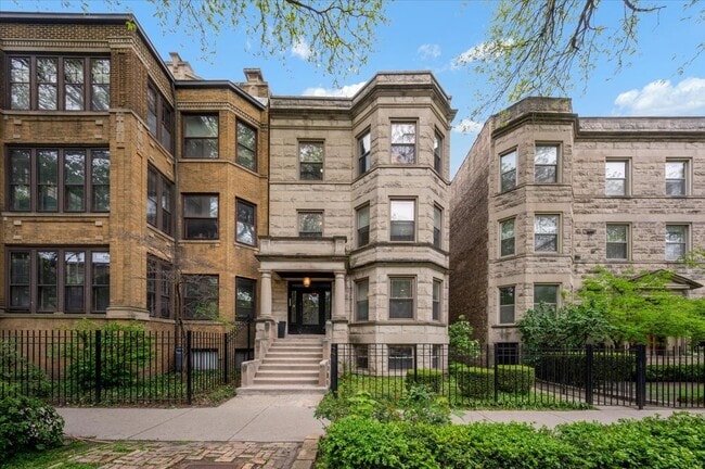 Building Photo - 5331 N Winthrop Ave Unit 3