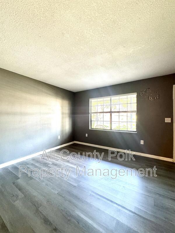 Photo - 1415 Ridge Lake Ct