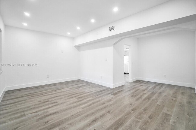 Photo - 3041 NW 15th St Unit 3041