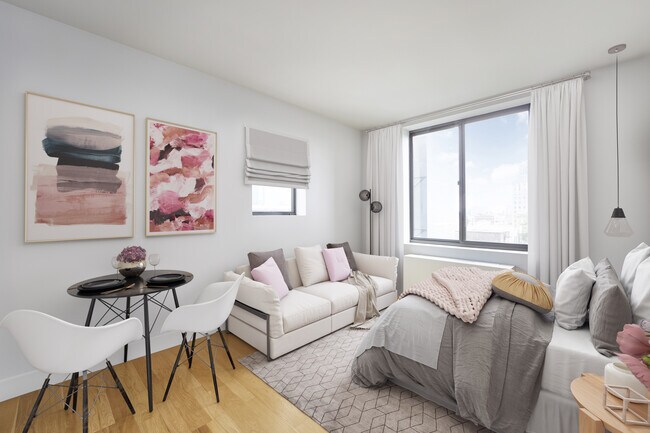 Photo - 101 E 10th St