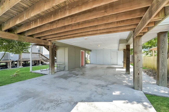 Photo - 2507 Bay Oaks Harbor Dr