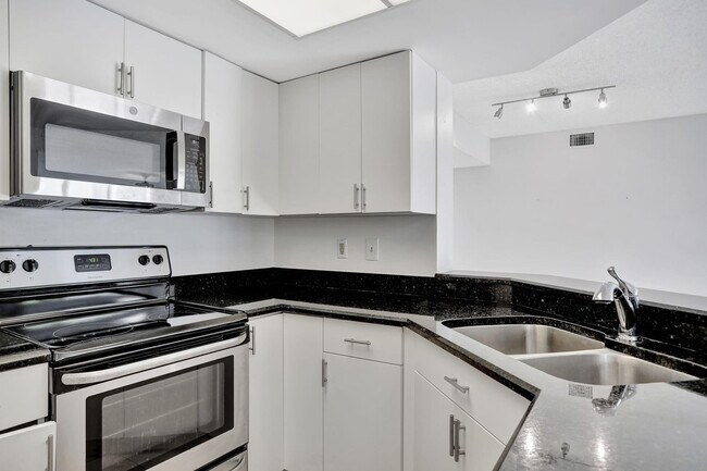 Photo - 9088 W Atlantic Blvd Unit 511