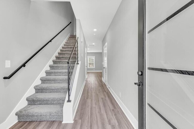 Photo - 1505 Jonathan Wade Cir