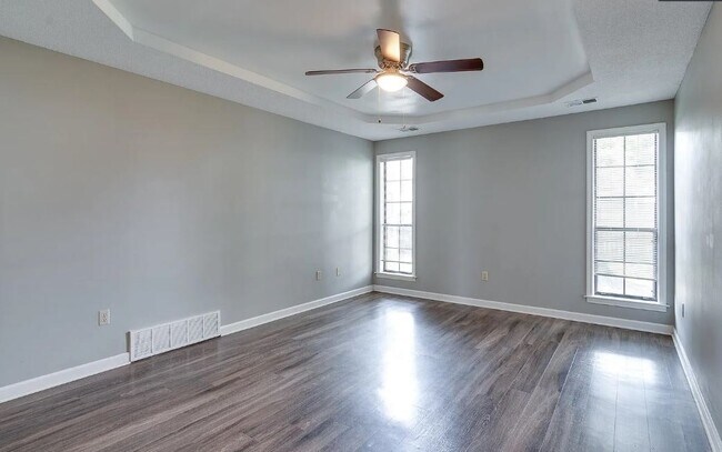 Photo - 3393 Mowrey Cove