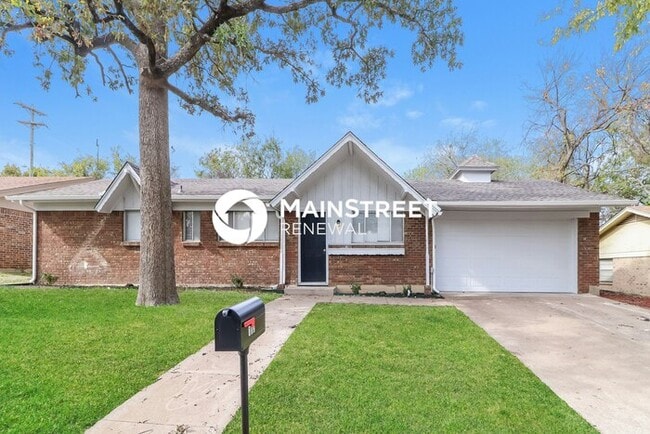 Building Photo - 3 Bedroom Pet-Friendly Home in Weatherford...