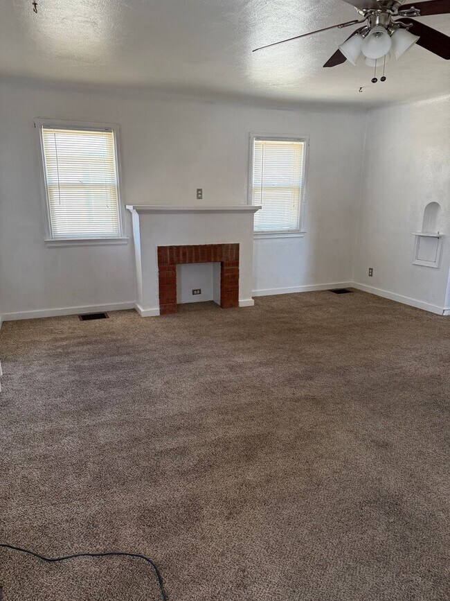 2224 9th Ave Unit MF