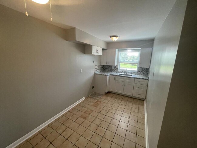 Photo - 3427 W Main St