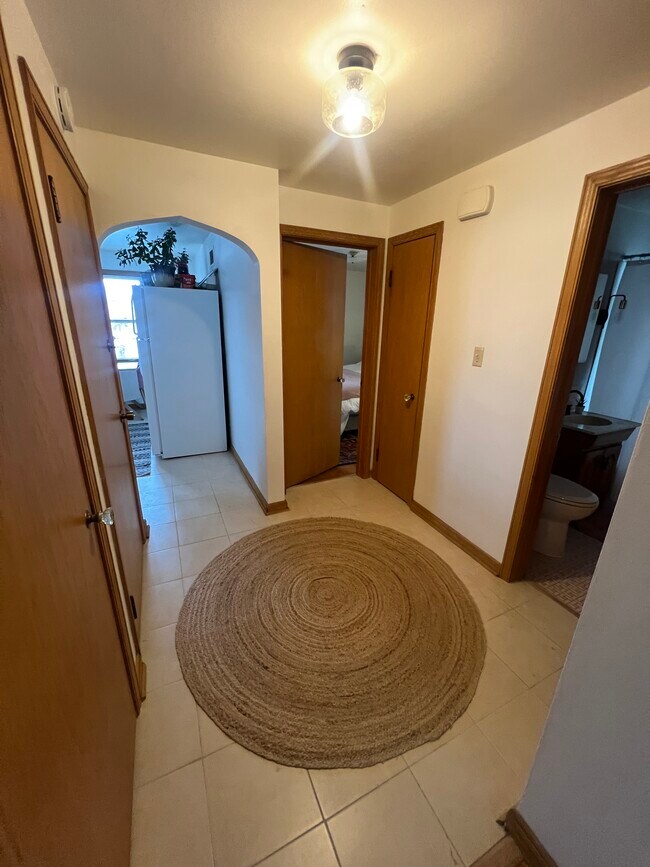 Photo - 165 N 67th St