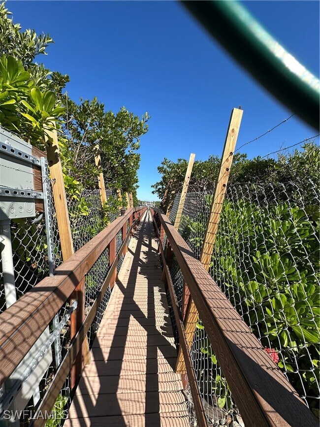 Building Photo - 26171 Hickory Blvd Unit 7C