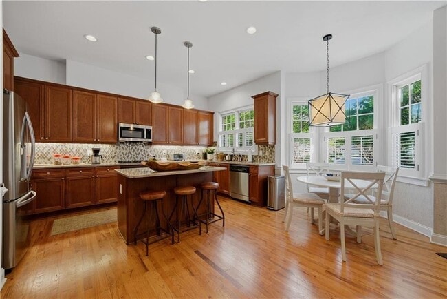 Photo - 5808 Riverstone Cir