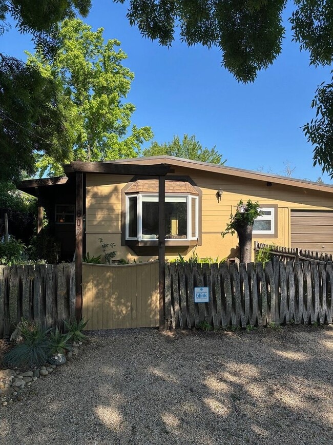 Enchanting Calistoga Cottage with Garden O... - Enchanting Calistoga Cottage with Garden O... Casa
