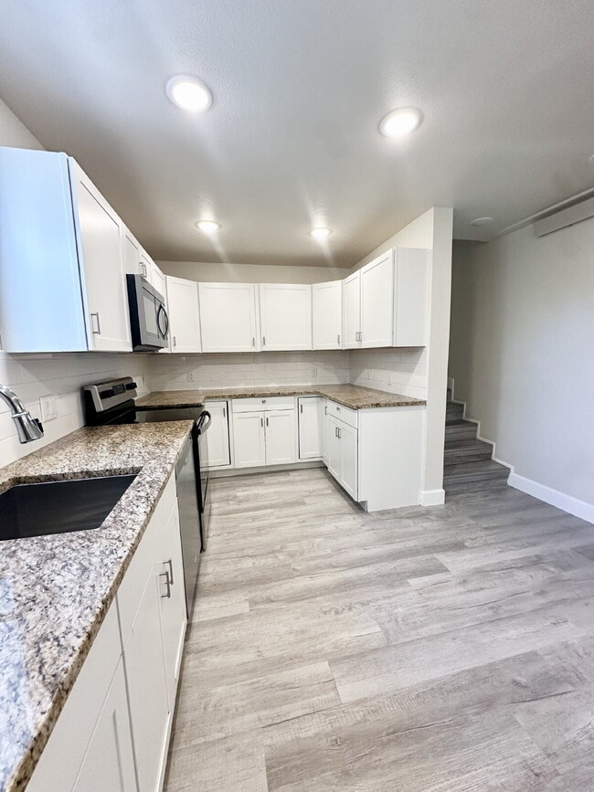 Photo - Garden Level Apartment Ready Now! Unit B