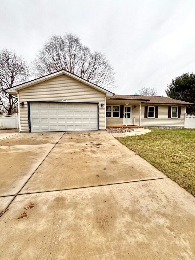 Photo - 3445 Dorothy Ln