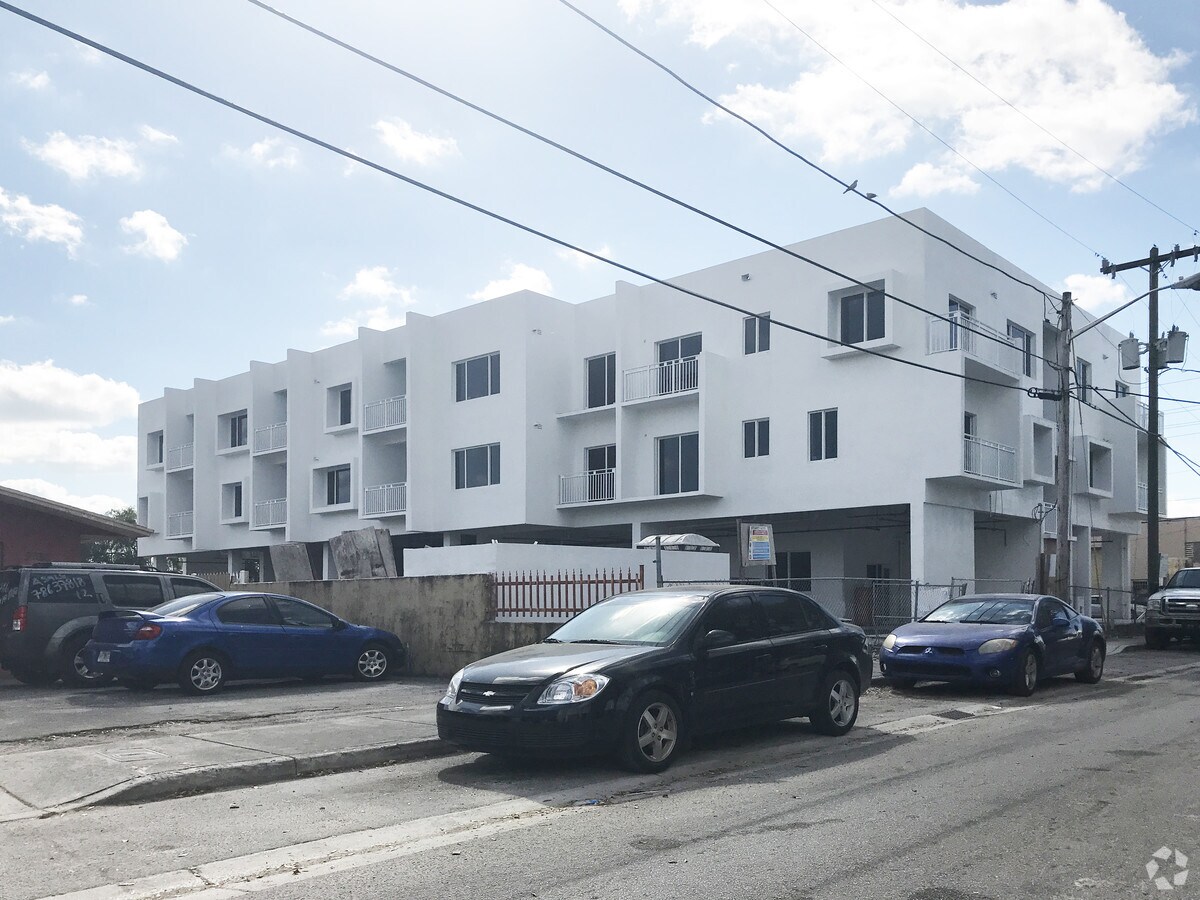 Photo - 2301 NW 24th Ave
