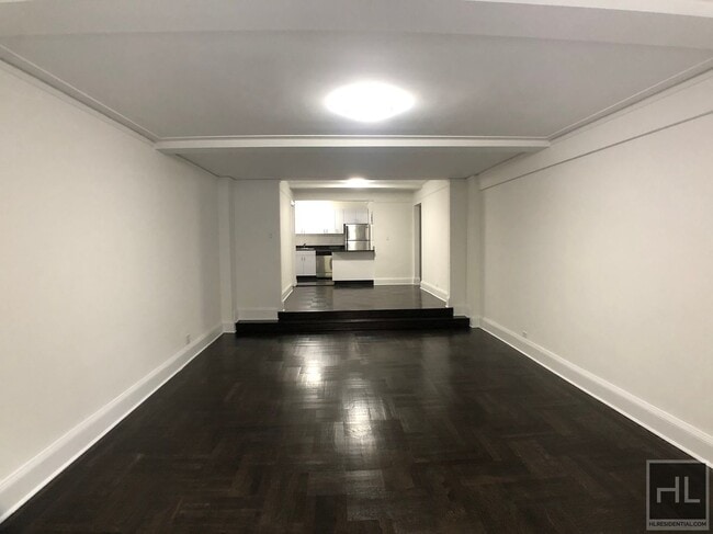 Photo - EAST 38 STREET Unit 1B