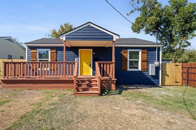 Building Photo - 2731 Fordham Rd