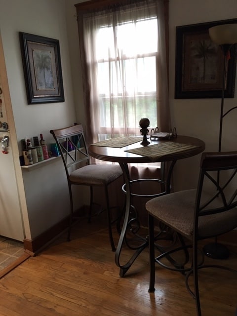 Photo - 381 Feura Bush Rd Unit B