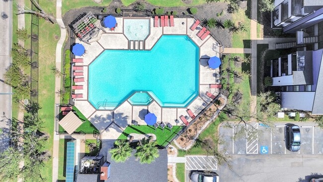 Photo - 2701 W Bellfort Ave Unidad 613