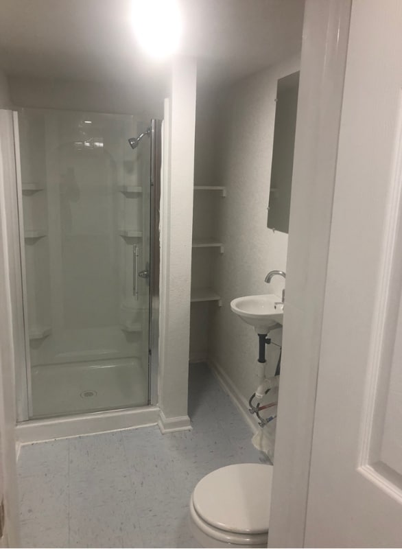 226 W 9th St Unit B01