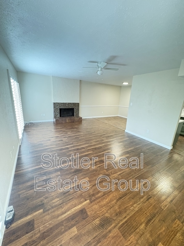 Photo - 2622 Custer Pkwy