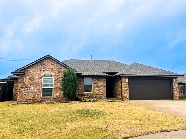 Photo - 2413 SW Edinburough Dr