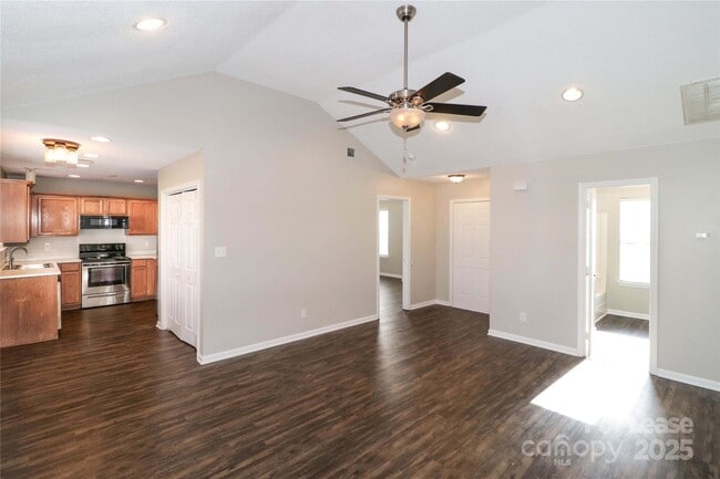 Photo - 771 Rebecca Jane Dr