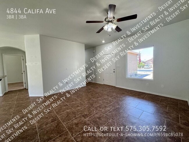 Photo - 4844 Califa Ave