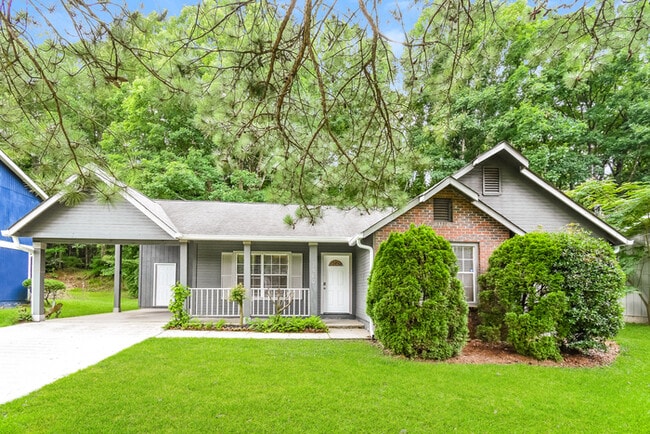 Building Photo - 580 Tarragon Wy SW
