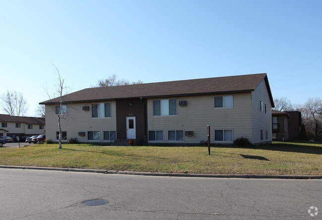 Front of Kaiser East - Kaiser East Apartments