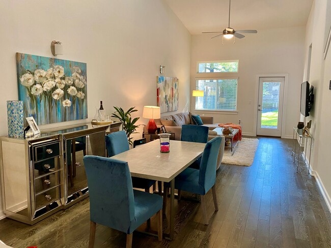 Photo - 6800 Menchaca Rd