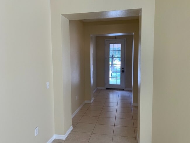 Photo - WATERS EDGE/LK NONA-8641 Bradleys Landing ...