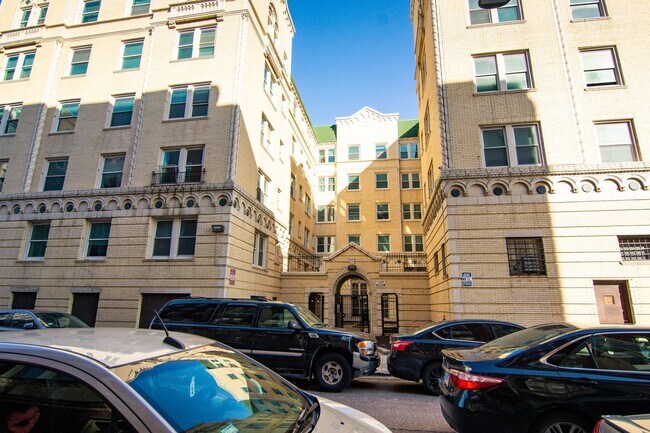 Photo - 1962 E 71st Place