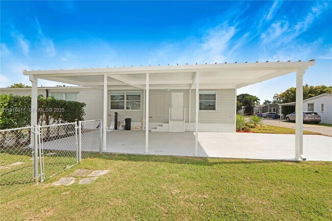 Photo - 19800 SW 180th Ave