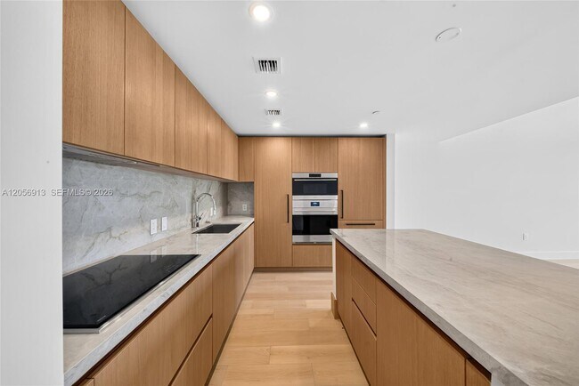 1176 97th St Unit 206