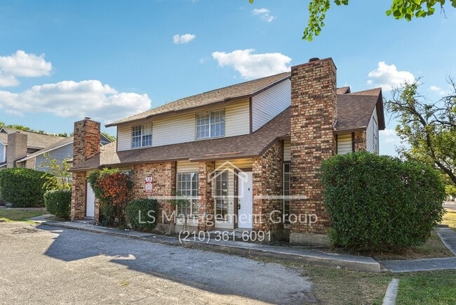 Photo - 6702 Windsor Hollow Dr