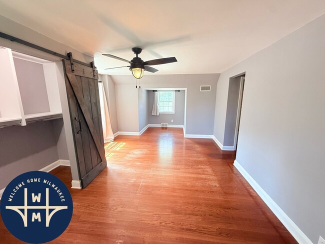 Photo - 10431 W Hillside Ave