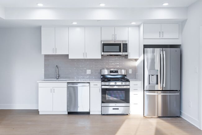 Cocinas Modernas - 1109 Fern St NW