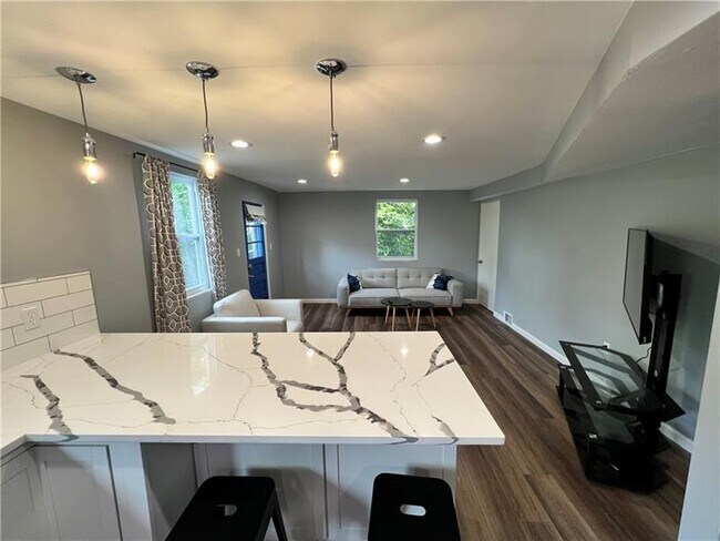 Photo - 3932 Vinceton St