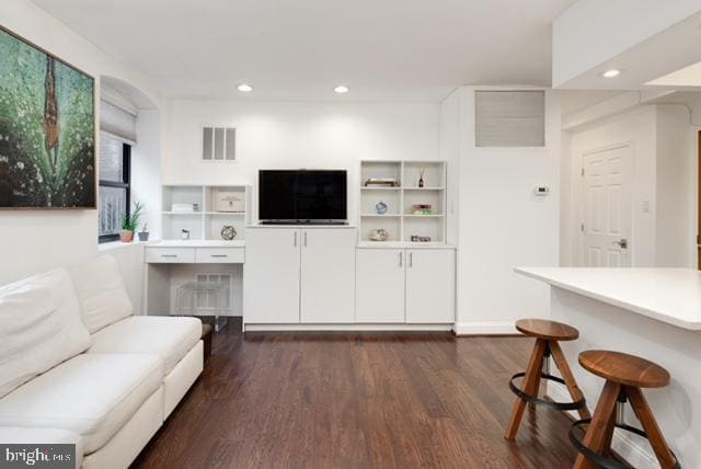 Photo - 3299 K St NW Unidad 201