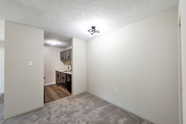 5 East Apartments