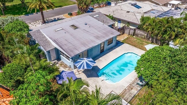 Photo - 490 82nd Ave