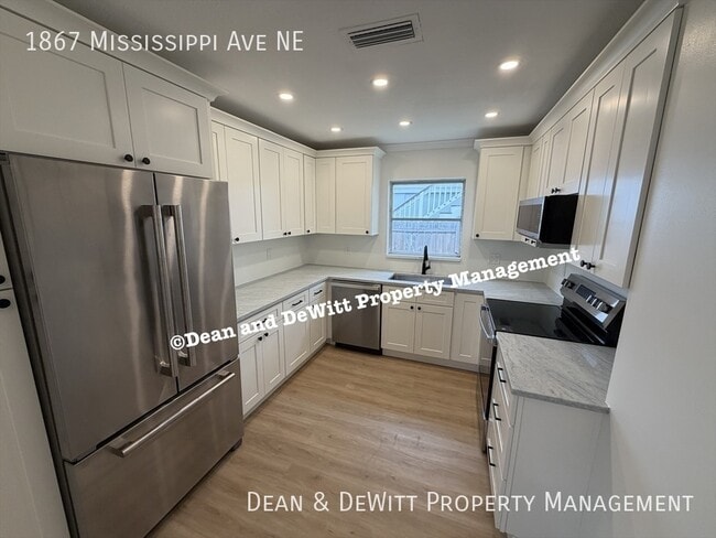 Photo - 1867 Mississippi Ave NE