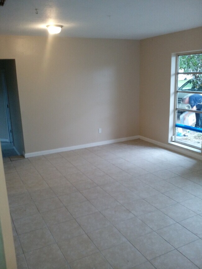 Photo - 3 Bed 1 Bath Home | Pet Friendly | Washer ...