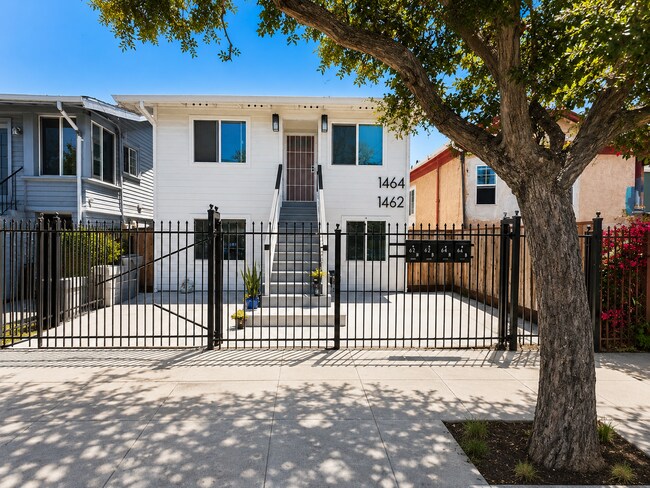 Building Photo - 1464 55th Ave Unit 1462A
